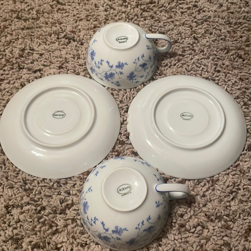 Set of 2 Vintage Arzberg Form 1382 Blue Blossoms 2 Cups & 2 Saucers - Picture 3 of 6